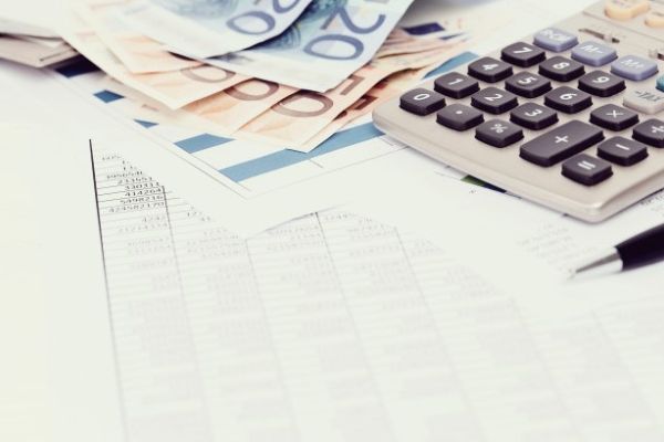 Nous serveis a Dracma: Caució i Crèdit
